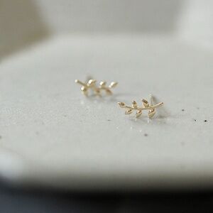 Sterling Silver Olive Branch with Leaves Gold Stud Earrings